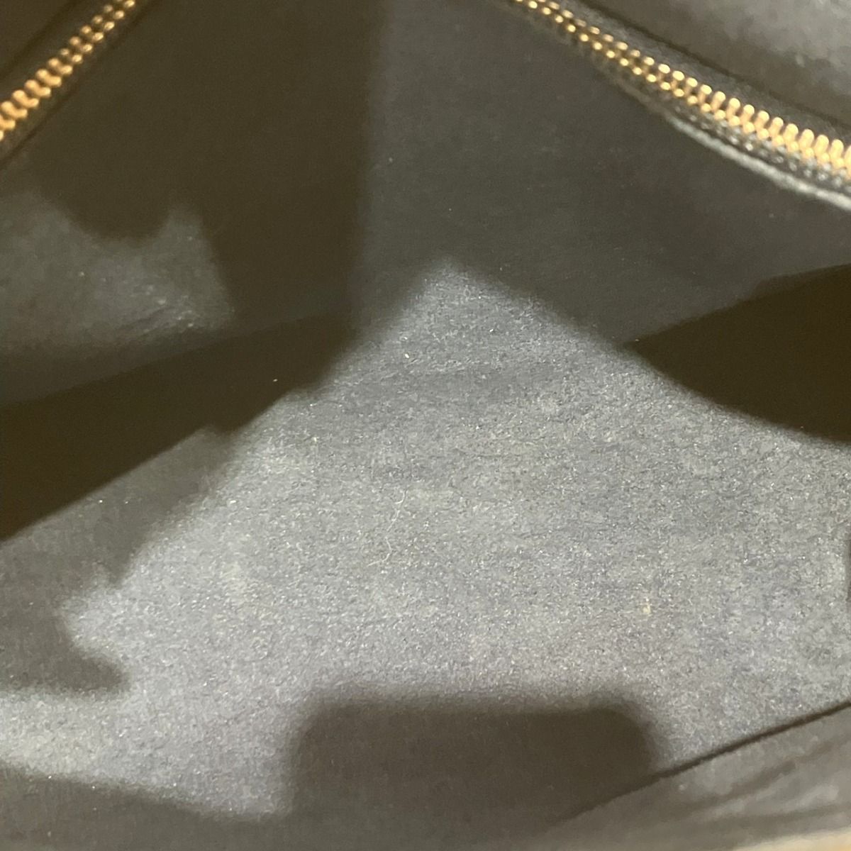 Louis Vuitton Grenelle PM Epi Handbag Leather — view 7