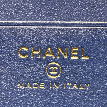 Chanel CC Logo CC Filigree Quilted Shoulder Bag Caviar Leather — view 4