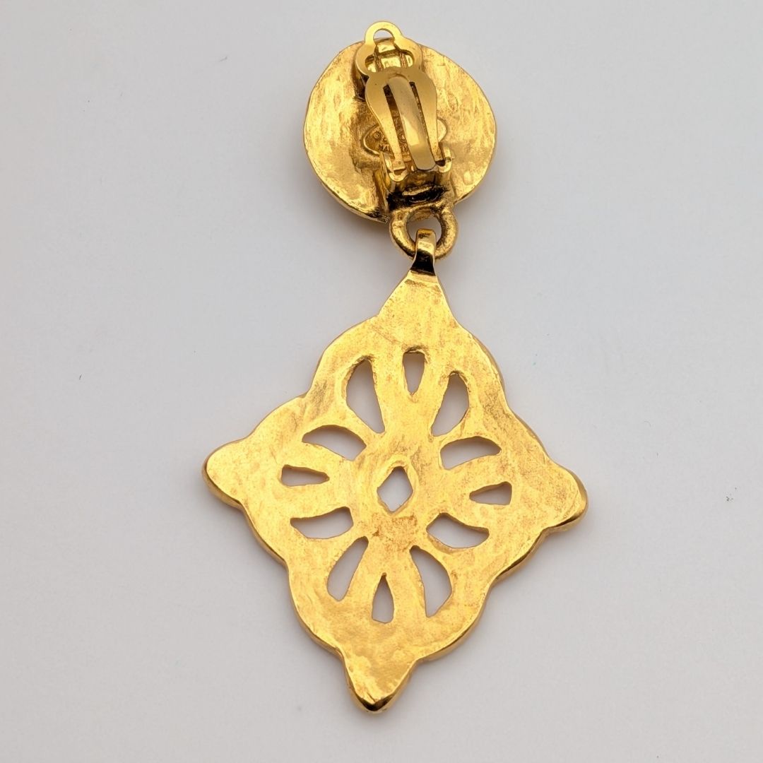 Chanel Single Earrings CC Logo Swing Gold 97P Vintage — view 6