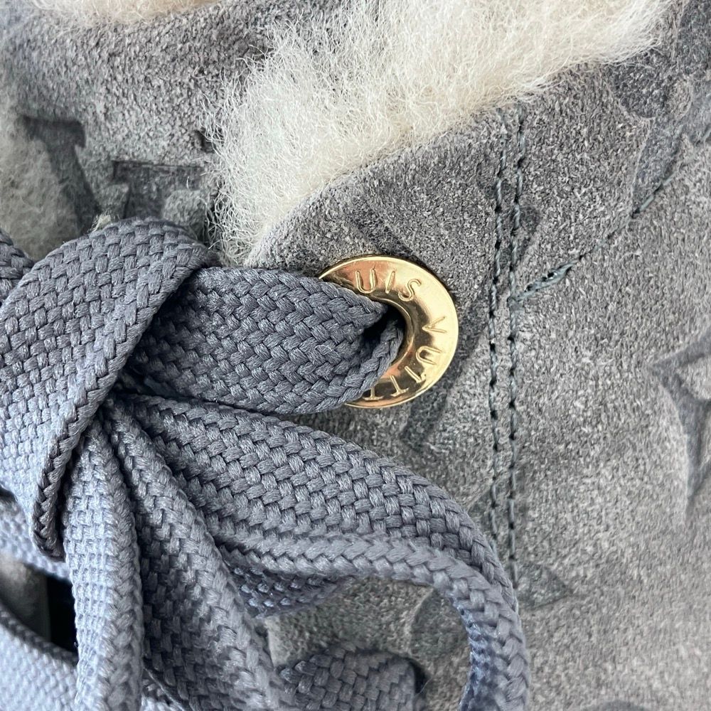 Louis Vuitton Timeout Line Monogram Shearling Sneakers Gray — view 7