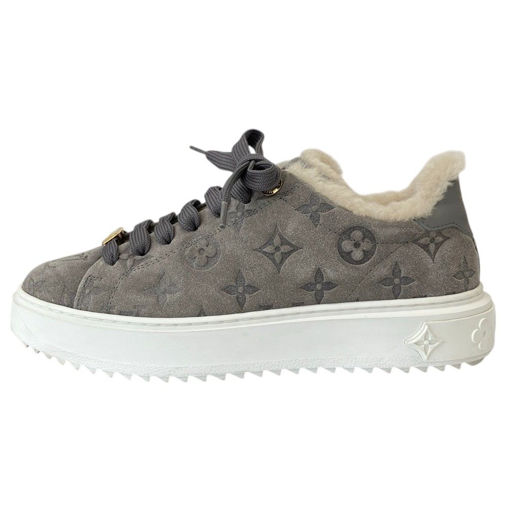 Louis Vuitton Timeout Line Monogram Shearling Sneakers Gray — view 2