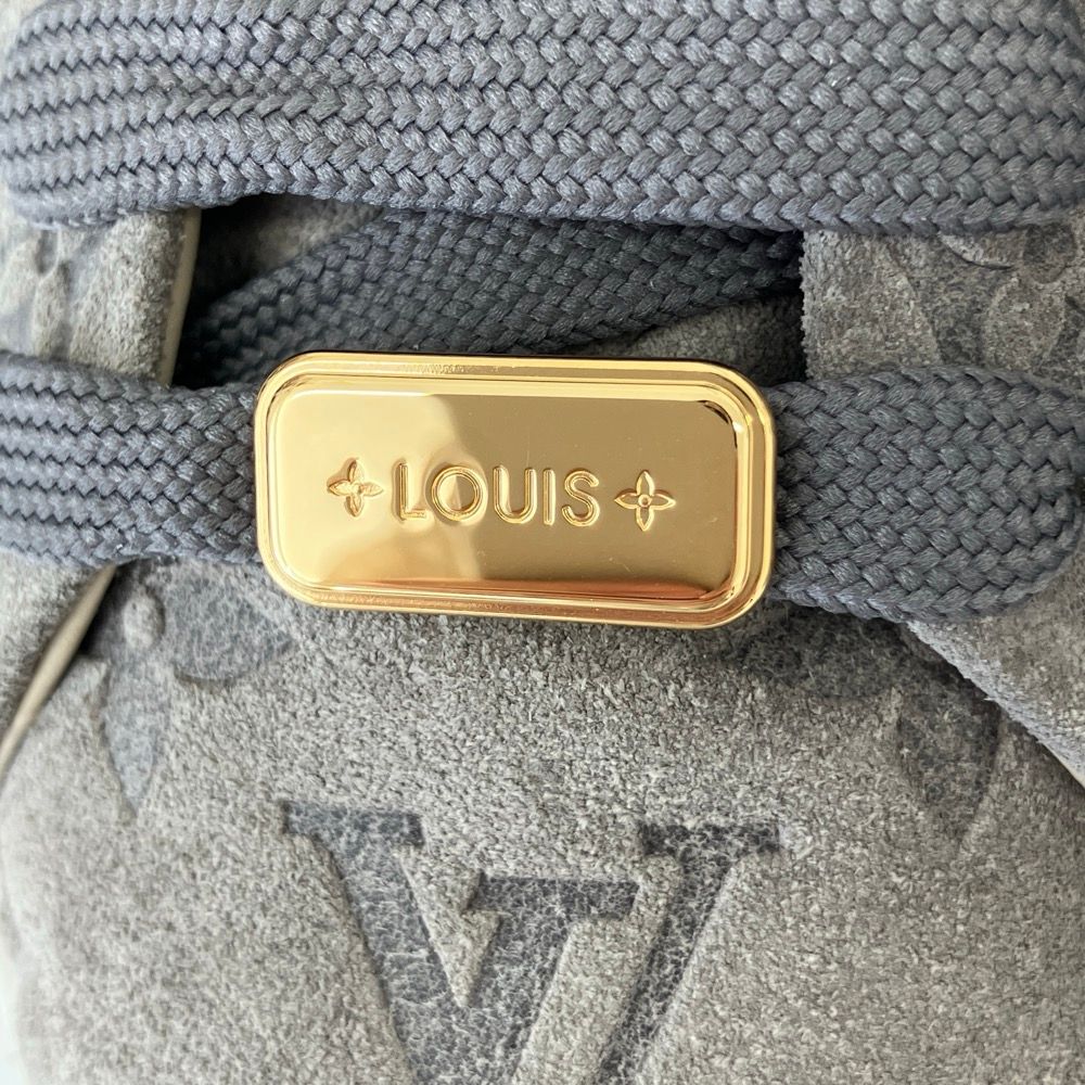 Louis Vuitton Timeout Line Monogram Shearling Sneakers Gray — view 8