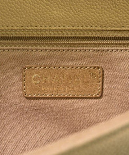 Chanel Matelasse 2-Way Bag Caviar Leather CC Logo Beige — view 5
