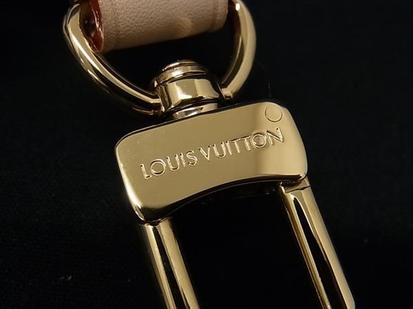 Louis Vuitton Cluny BB Shoulder Strap Crossbody Ivory Pink — view 4