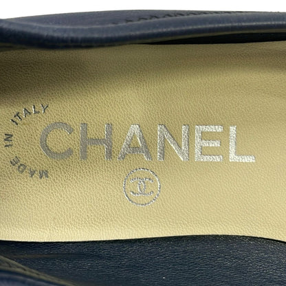 Chanel Flat Shoes Dark Navy Black CC Logo Lambskin — view 5