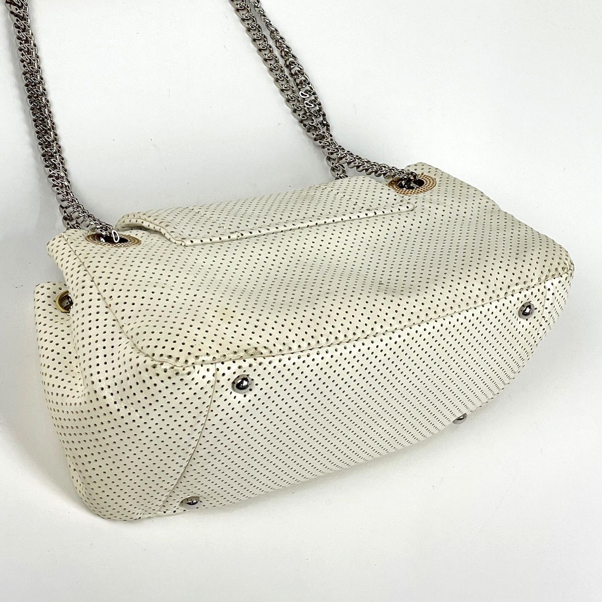 Chanel Shoulder Bag Perforated Leather White — view 2