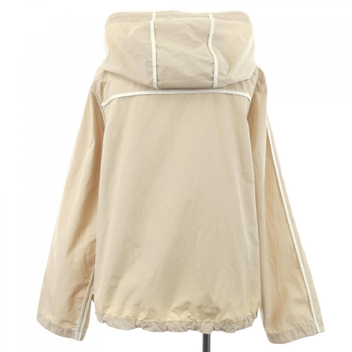 Moncler Sarracenia Jacket Beige — view 2
