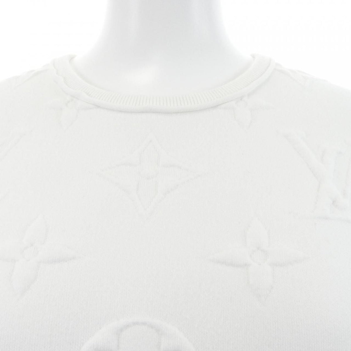 Louis Vuitton 3D Monogram T-Shirt — view 5