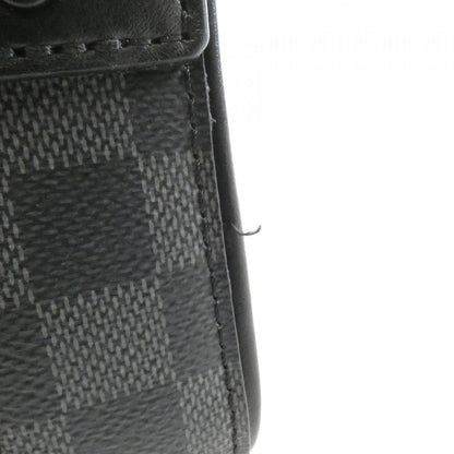 Louis Vuitton Damier Graphite Alpha Messenger Shoulder Bag — view 4