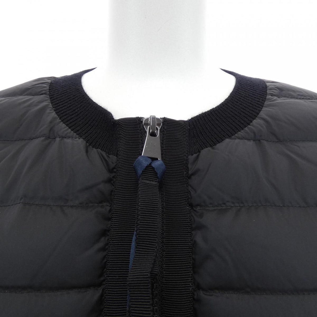 Moncler Down Jacket Black — view 6