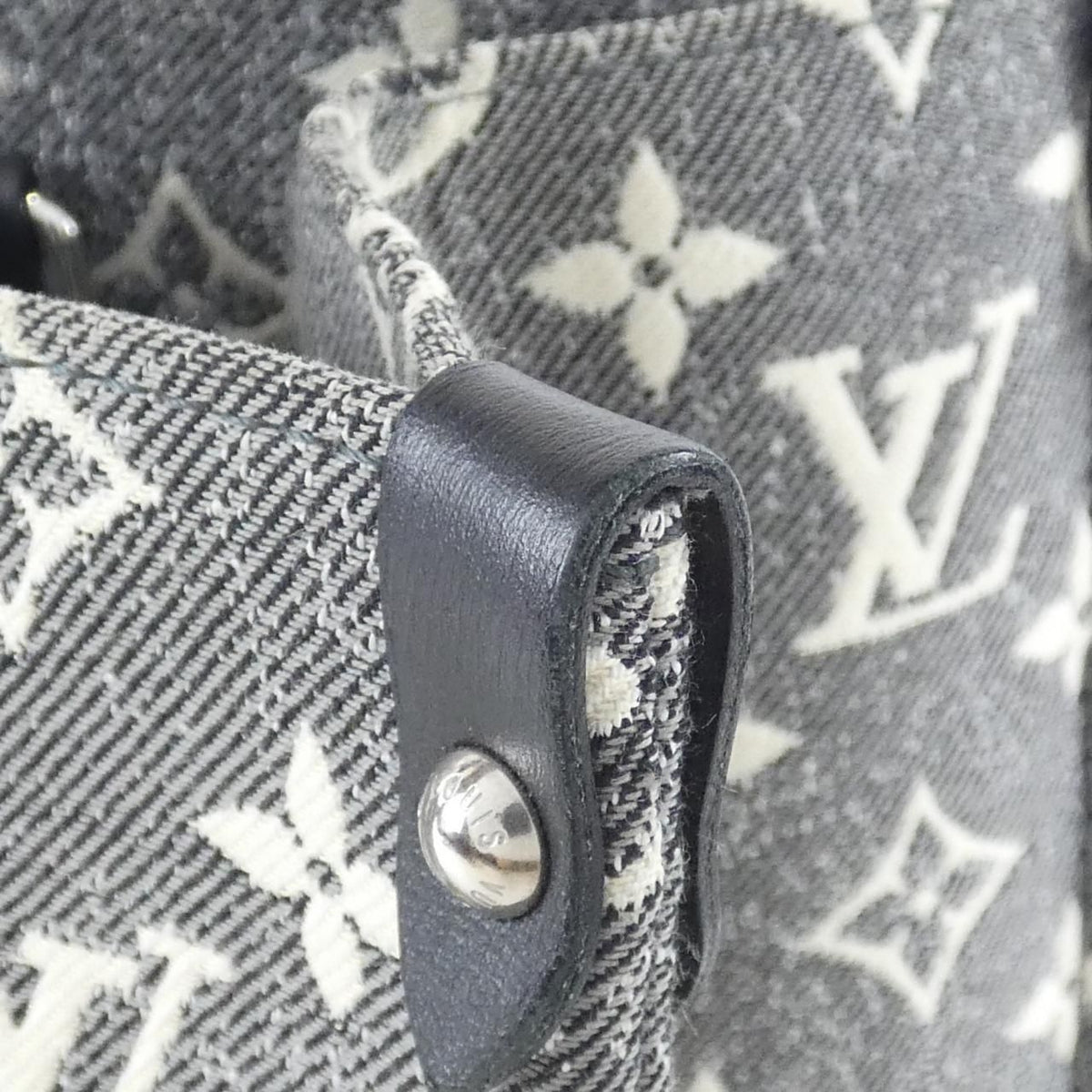 Louis Vuitton Monogram Jacquard Canvas On The Go MM Bag — view 5