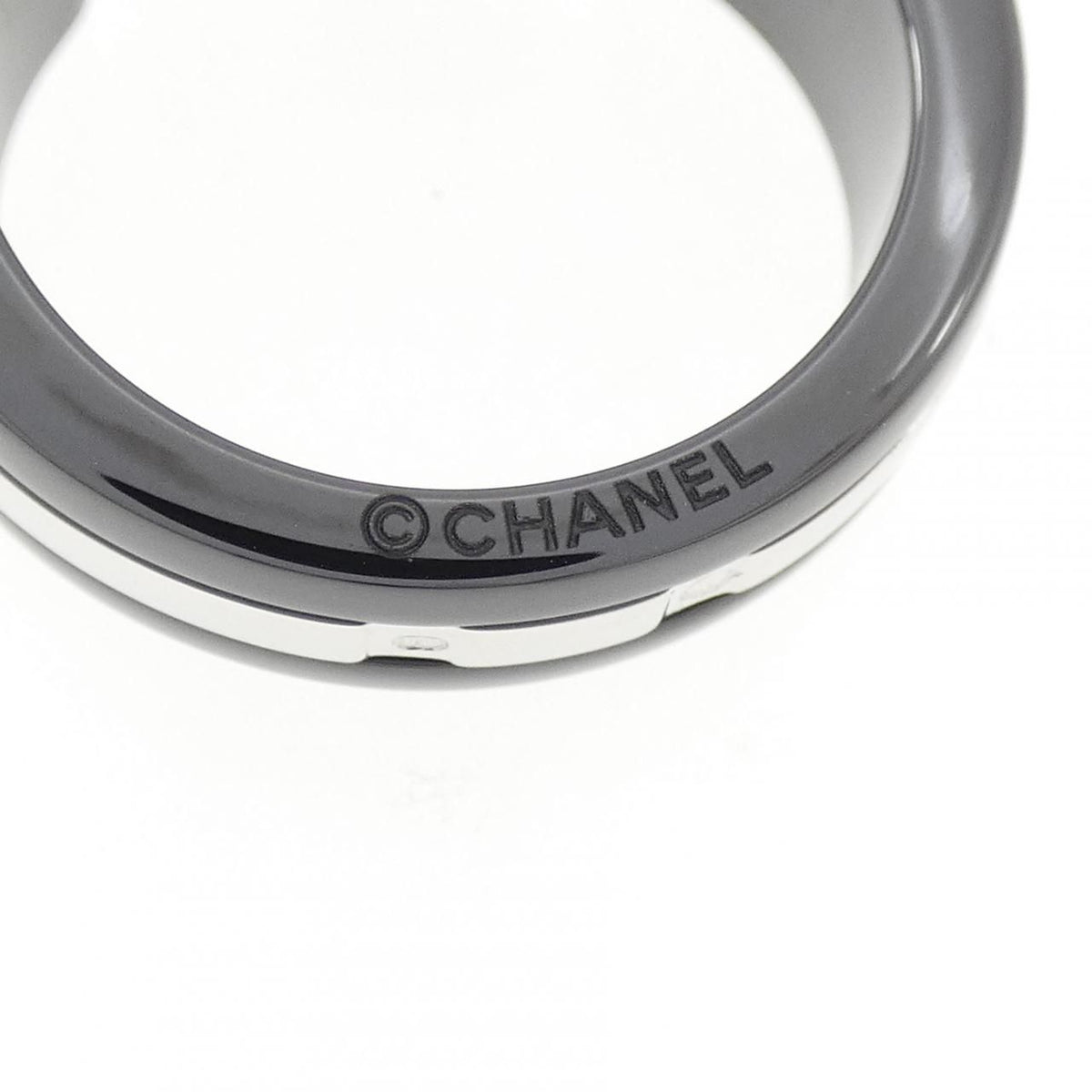 Chanel Ultra Collection Medium Ring — view 4