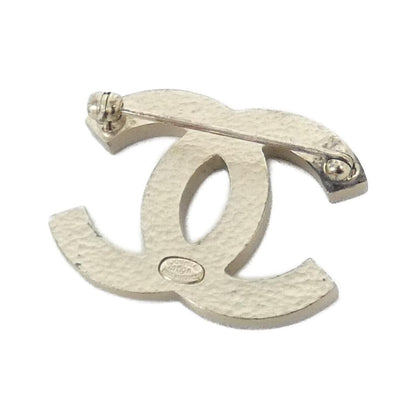Chanel Brooch Gold — view 2
