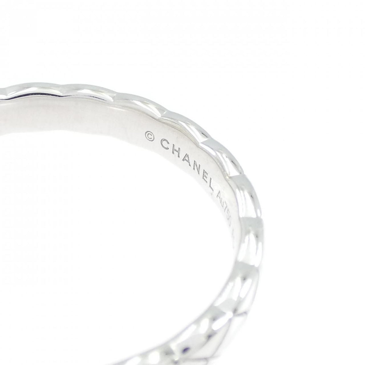Chanel Coco Crush Mini Ring — view 3