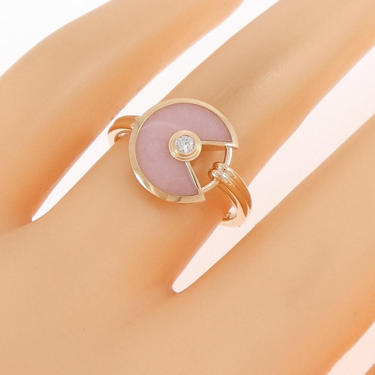 Cartier Amulette Ring Pink — view 5