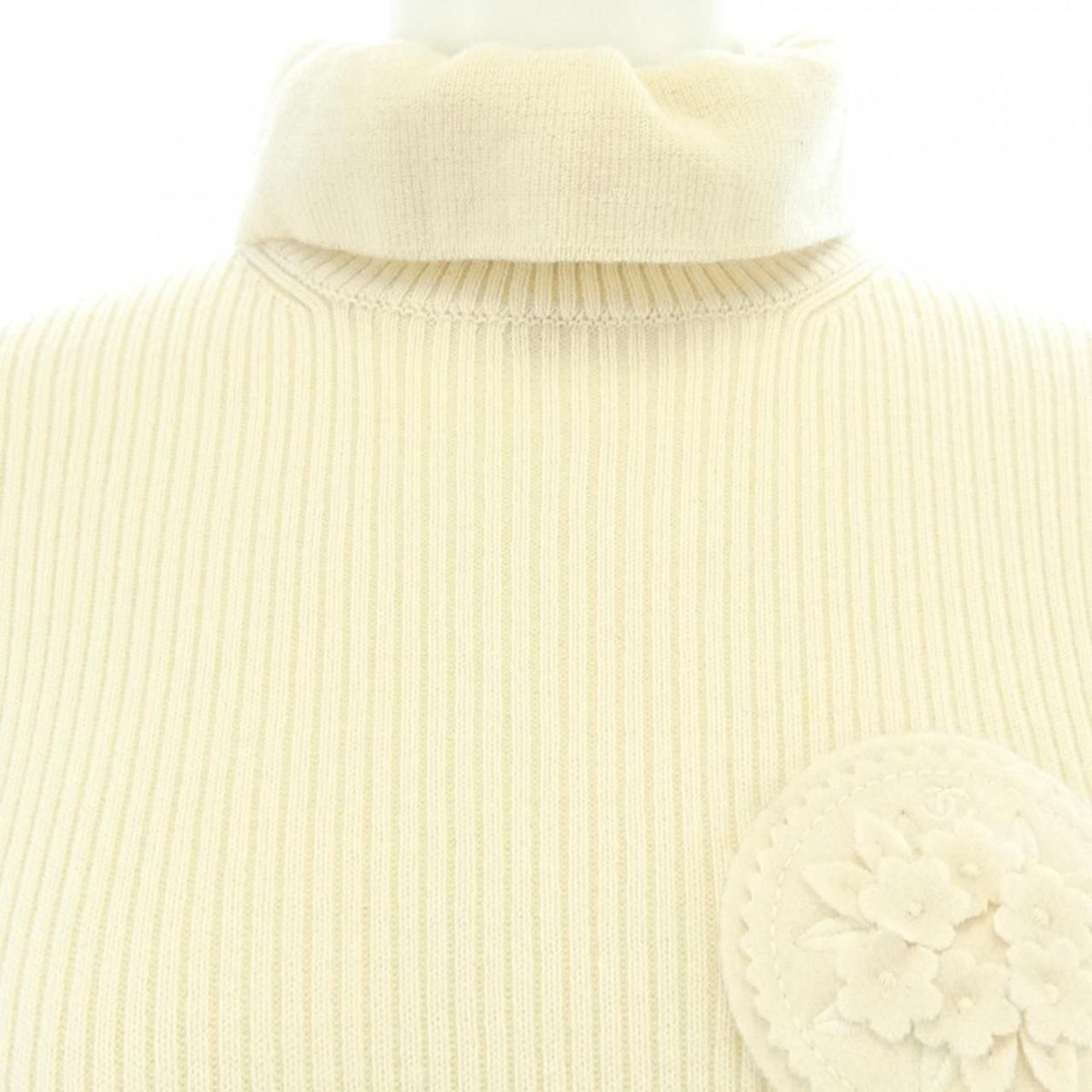 Chanel Knit Sweater Beige — view 5