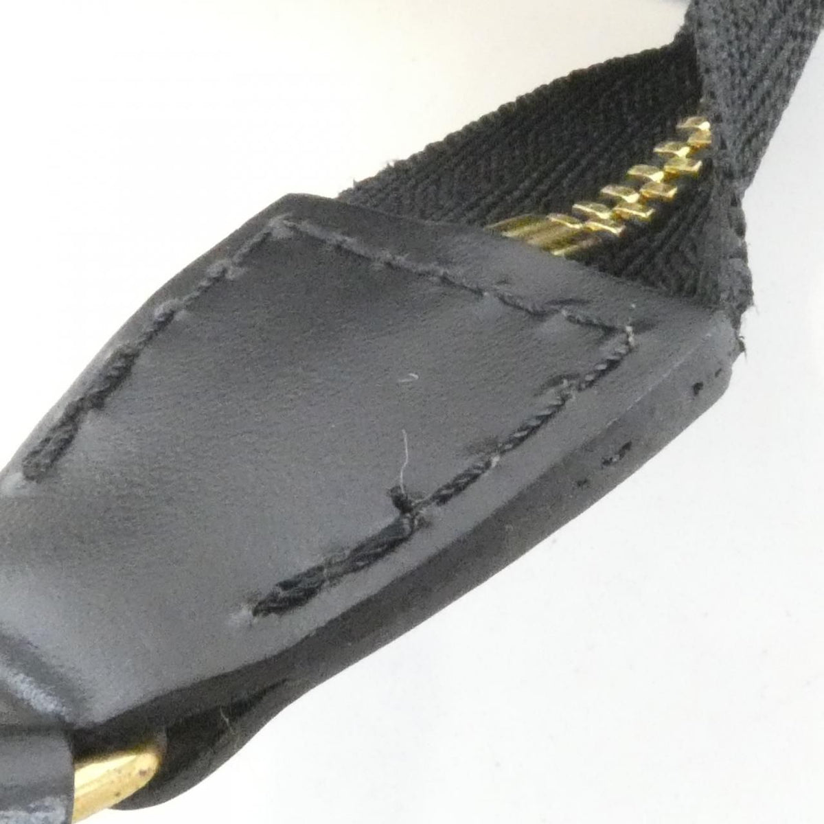 Louis Vuitton Epi Pochette Accessoires 21 Pouch — view 5
