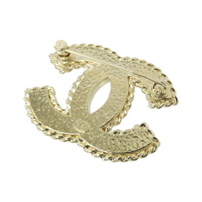 Chanel Brooch Gold — view 2
