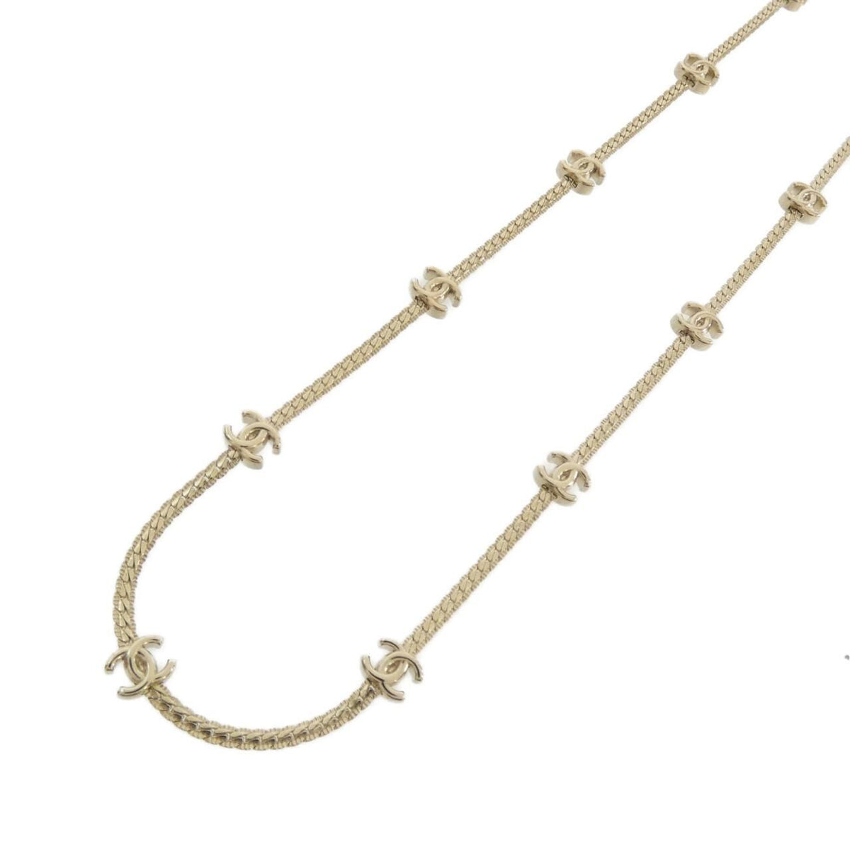 Chanel Necklace Gold