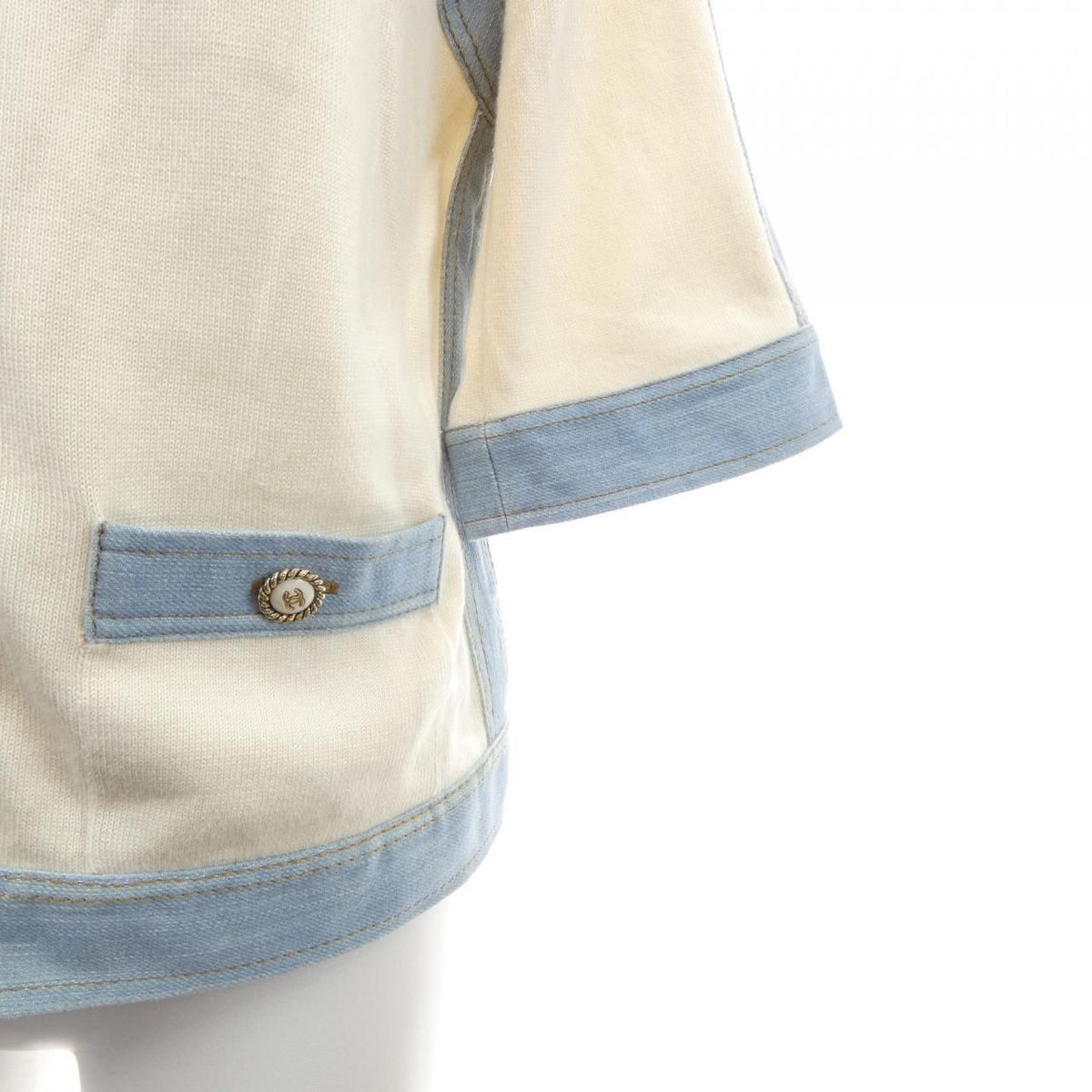 Chanel 07P Cardigan Beige — view 6