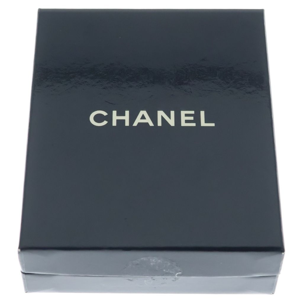 Chanel Big CC Logo Earrings Gold — view 6