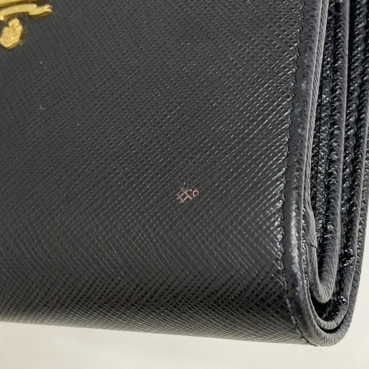 Prada Wallet Saffiano Leather Black Gold — view 5