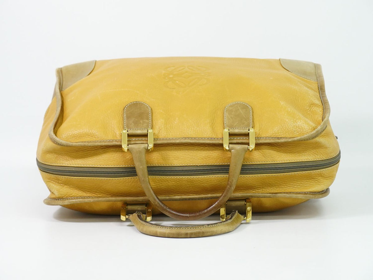 Loewe Amazona 40 Anagram Boston Bag Leather Yellow — view 5