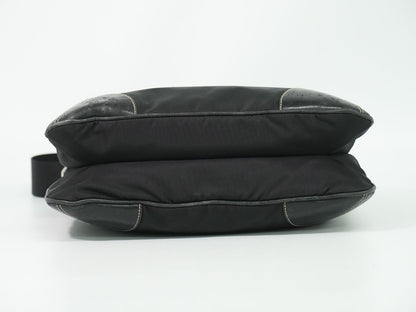 Prada Nylon Shoulder Bag Pochette Black — view 3