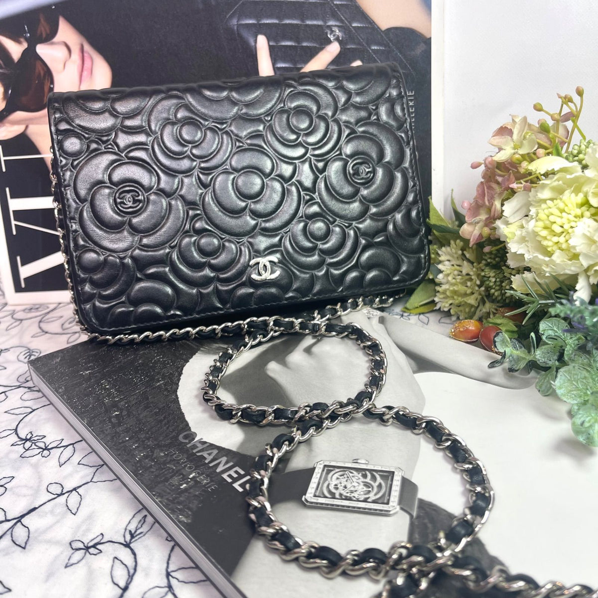 Chanel Chain Wallet Camellia Black Shoulder Bag — view 2