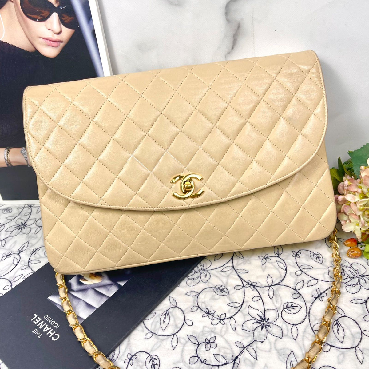 Chanel Vintage Quilted Chain Shoulder Bag — view 2