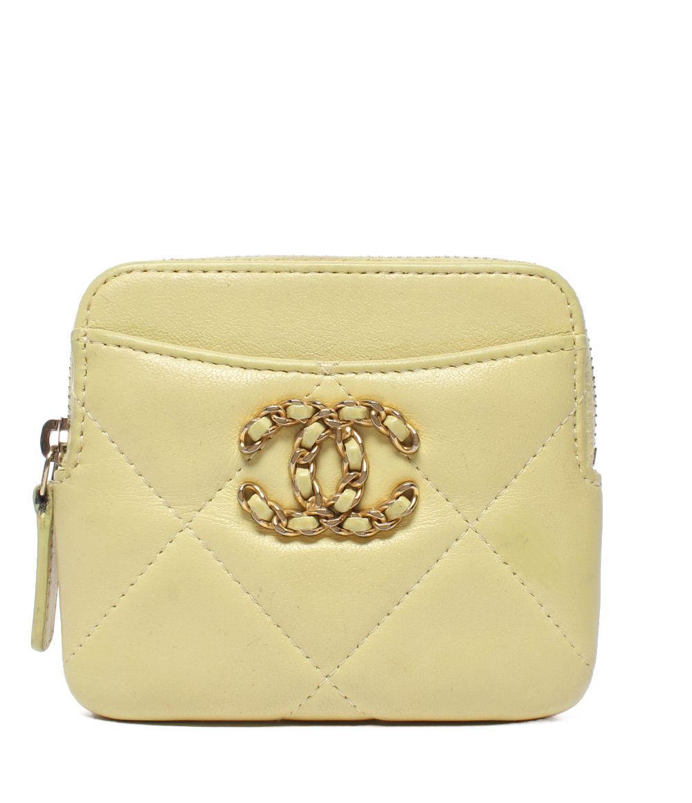 Chanel Coin Purse Card Case Gold CC Logo Chanel 19