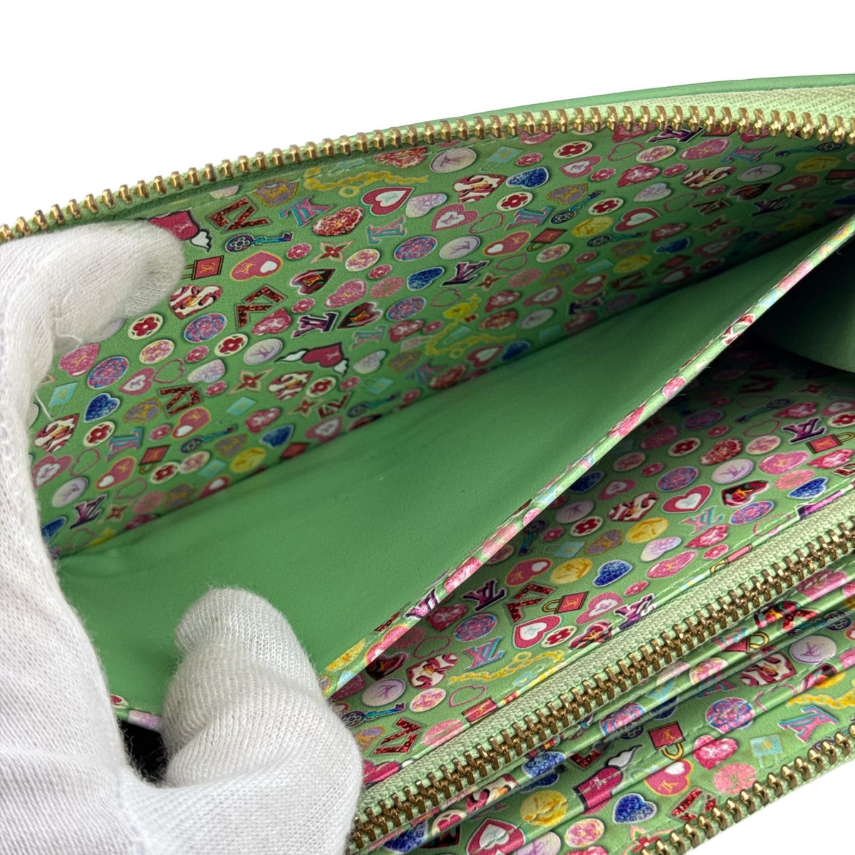 Louis Vuitton Zippy Wallet Monogram Vernis Gummy Apple Green Zip Around Patent — view 6