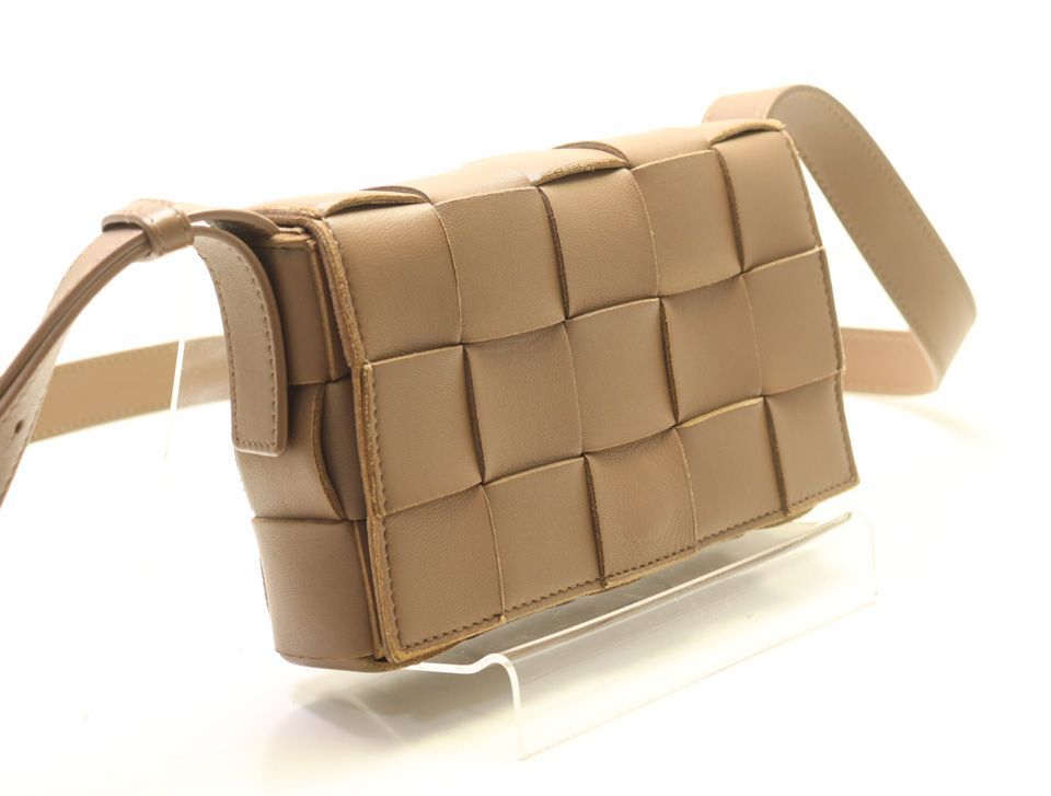 Bottega Veneta Maxi Intrecciato Cassette Leather Shoulder Bag — view 4