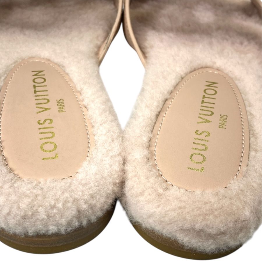 Louis Vuitton Flat Sandals LV Isola Line Mules Leather Shearling Fleece Pink — view 4
