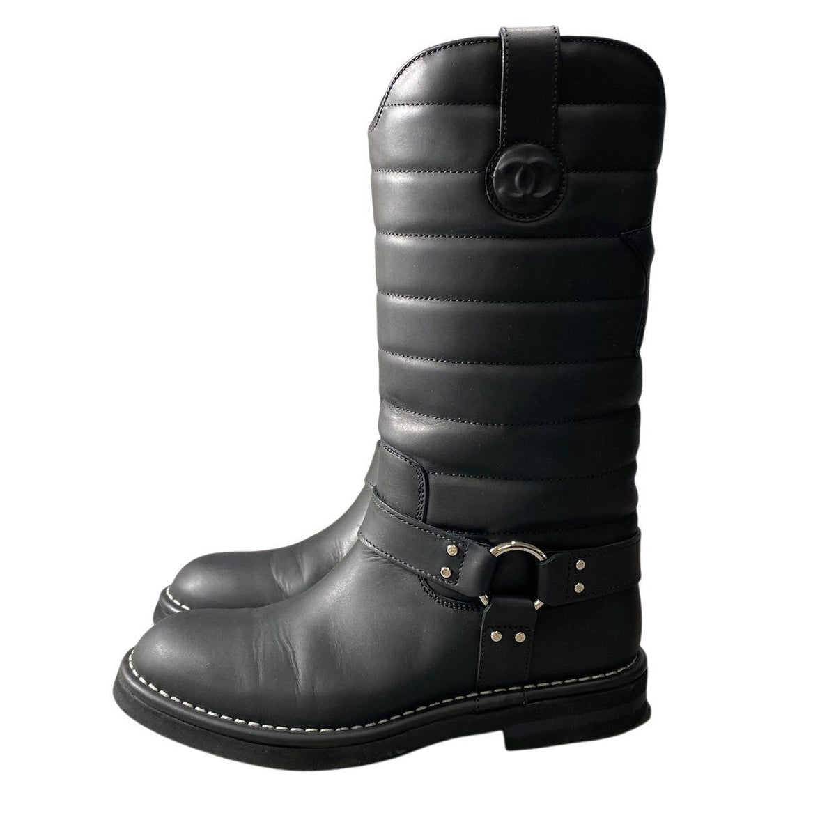 Chanel G7 Engineer Boots Star Motif Quilted Leather Black — view 3