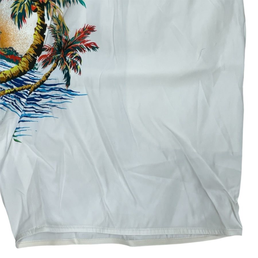 Louis Vuitton Shorts Graphic Print Rayon White Casual — view 5
