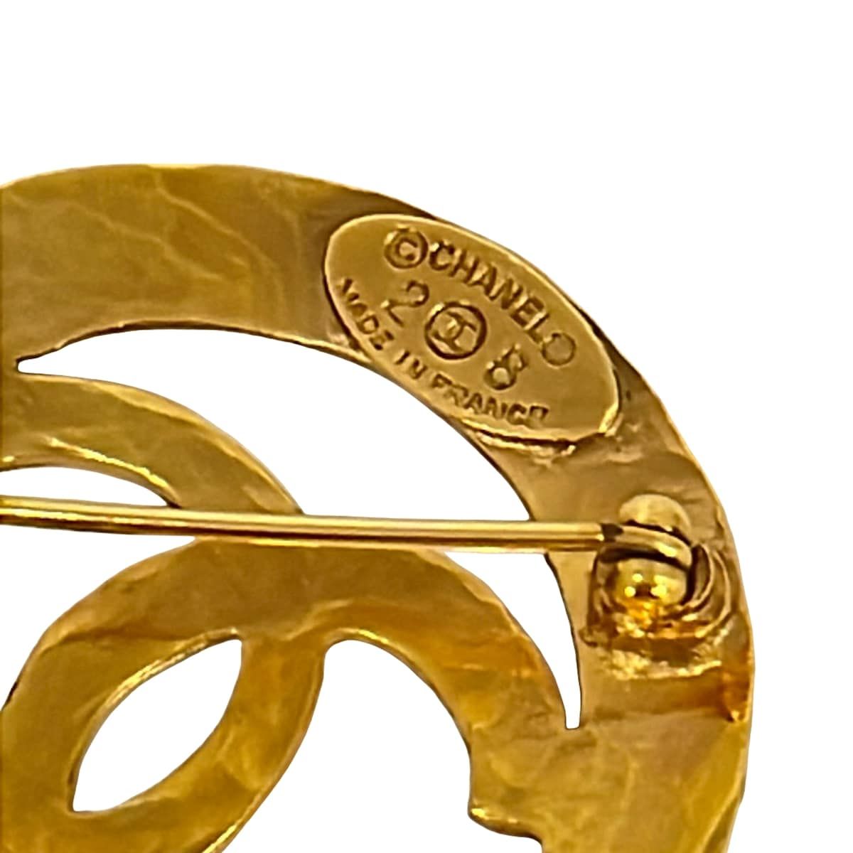 Chanel Brooch Gold CC Logo — view 3