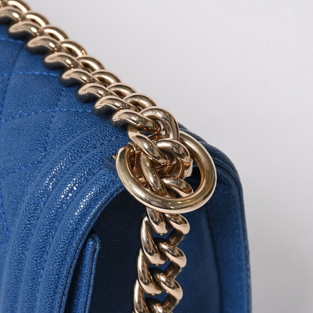 Chanel Boy 25 Chain Shoulder Bag CC Logo Caviar Leather Blue — view 6
