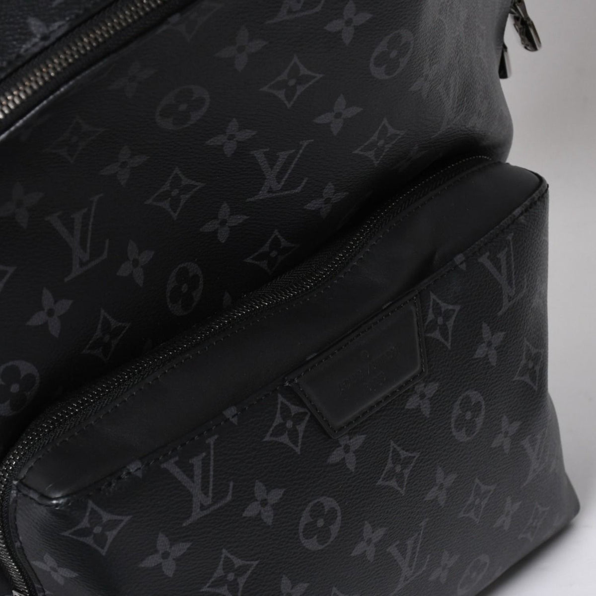 Louis Vuitton Backpack Discovery PM Black Silver Monogram Eclipse — view 8