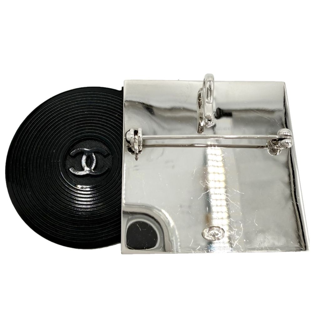 Chanel Brooch CC Logo Record Motif 04P Silver Black — view 2