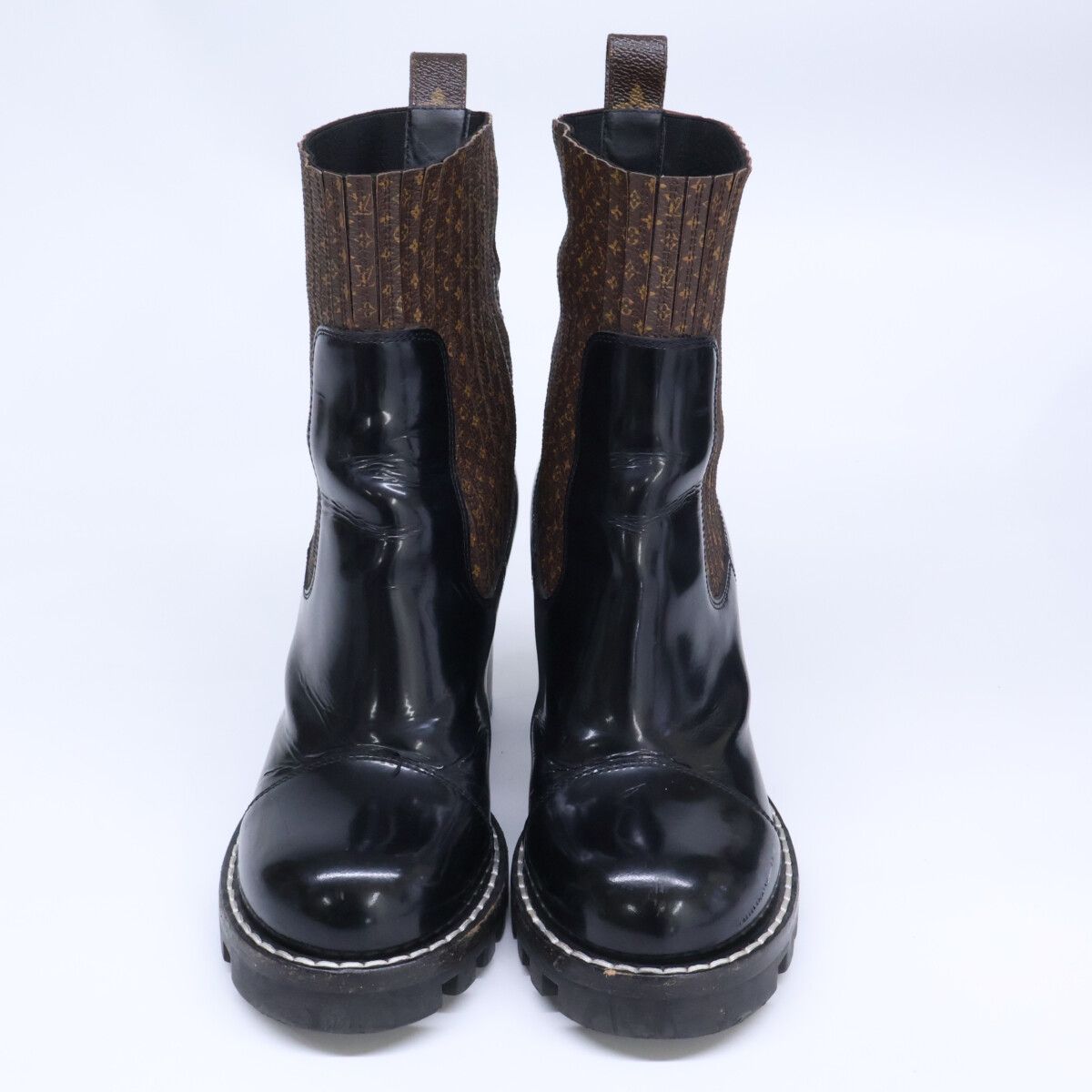 Louis Vuitton Star Trail Line Monogram Leather Ankle Boots — view 2