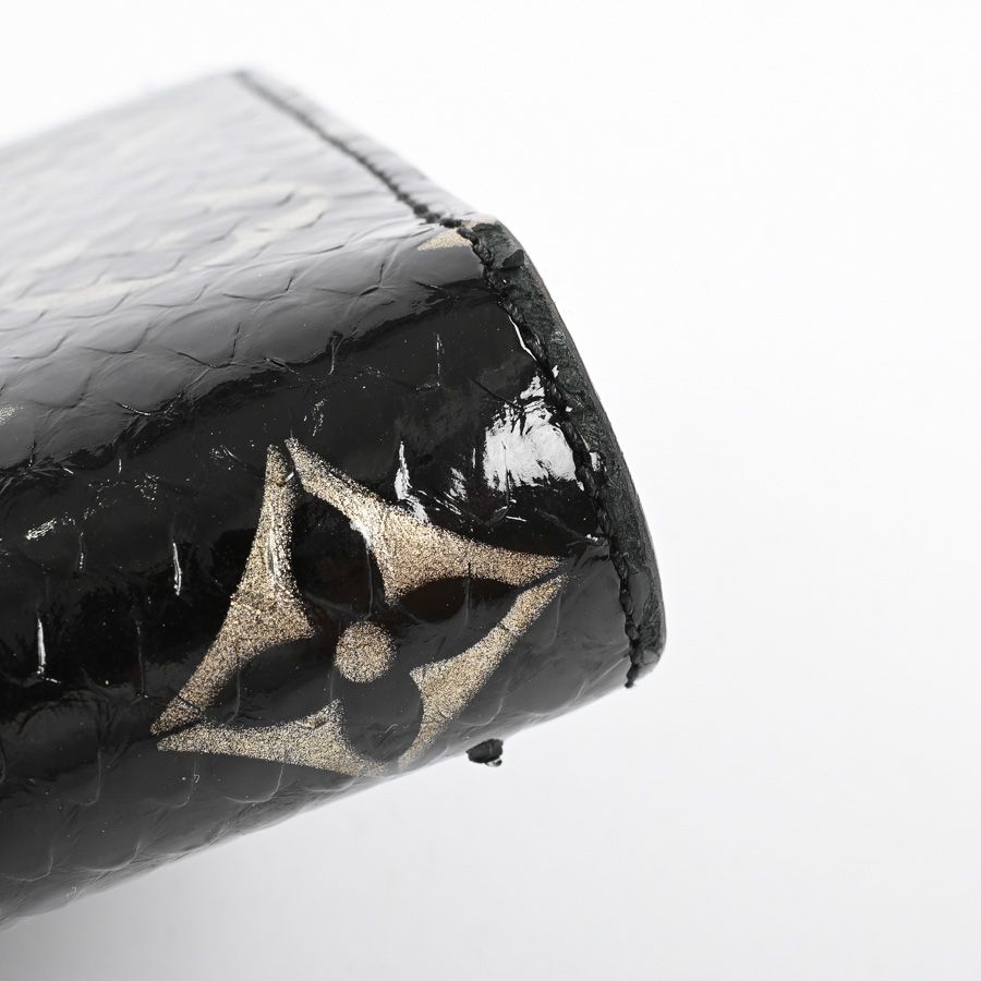 Louis Vuitton Wallet Zippy — view 8