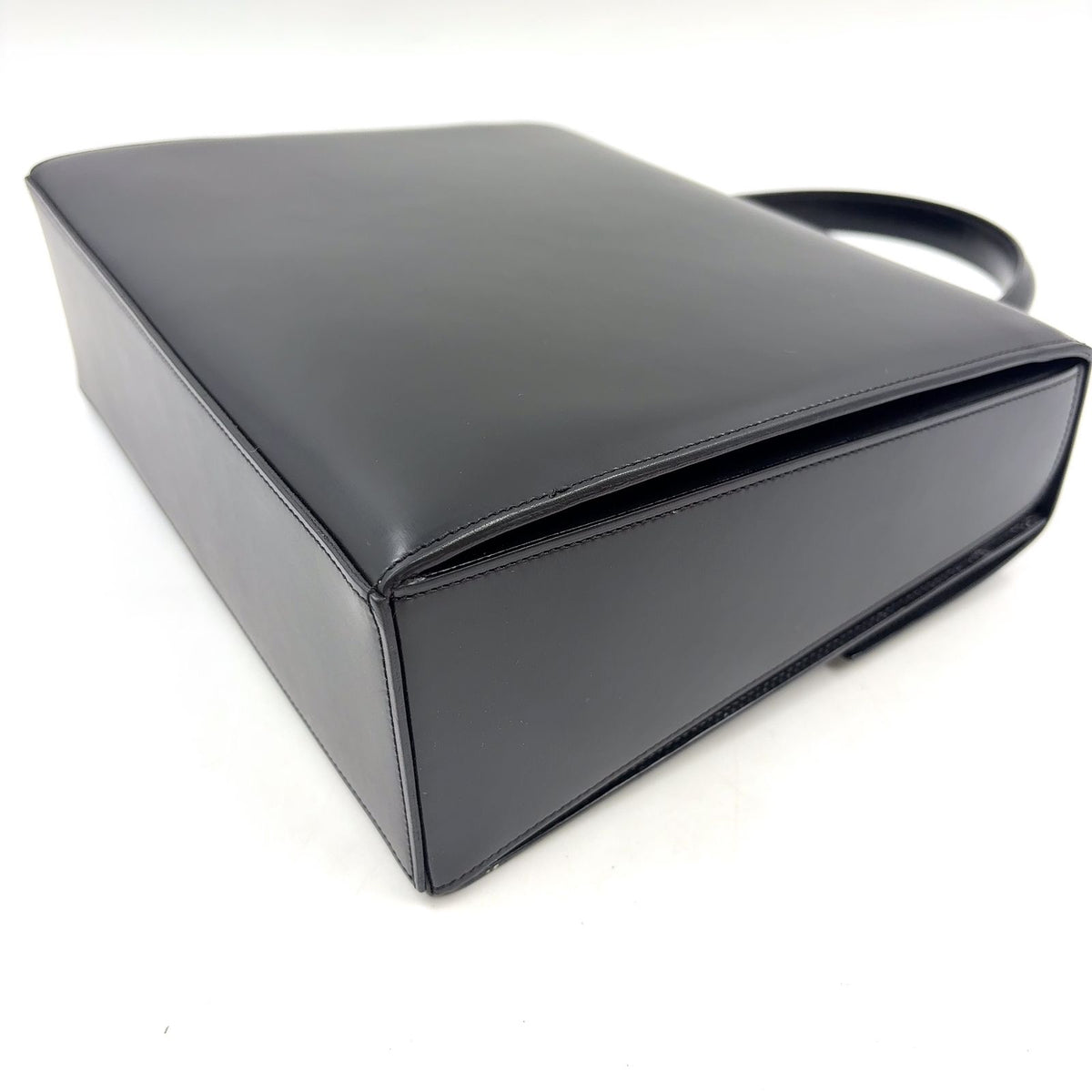 Cartier Panthere Leather Black Handbag Silver — view 6