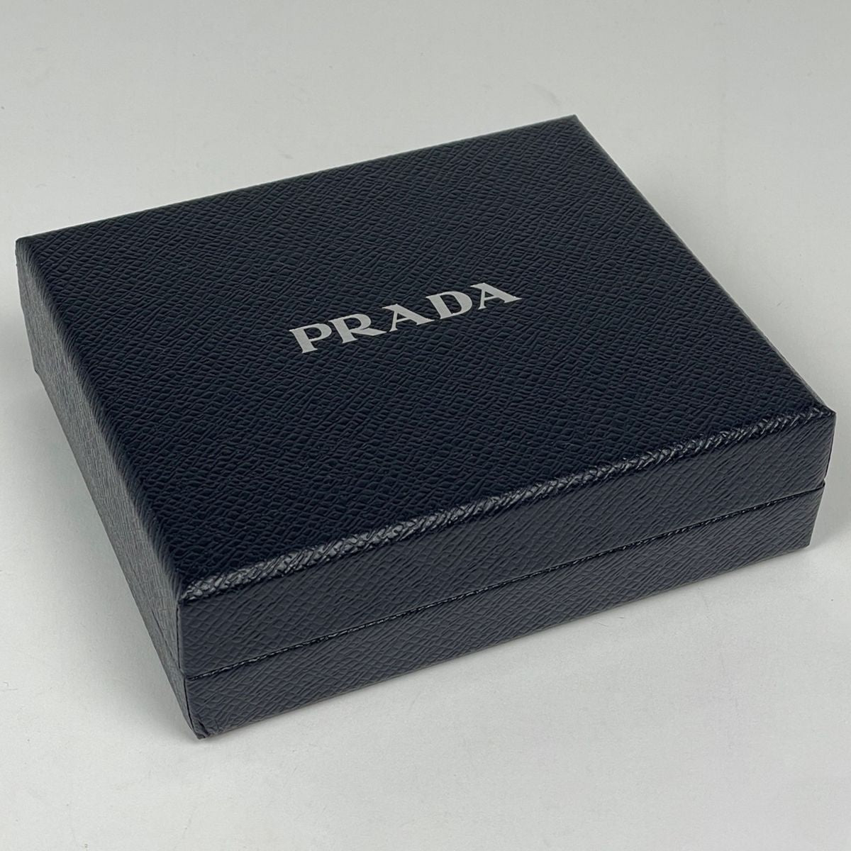 Prada Bifold Wallet Leather Pink — view 8
