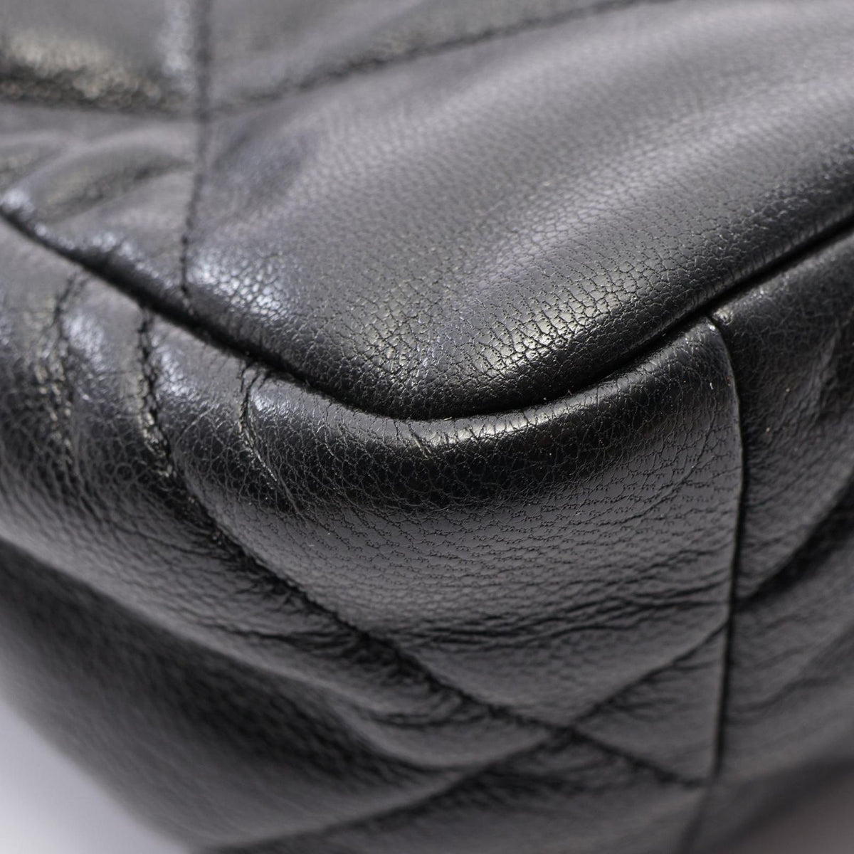 Chanel Shoulder Bag 19 Dixneuf Quilted 2-Way Black Lambskin Chanel 19 Chain — view 6