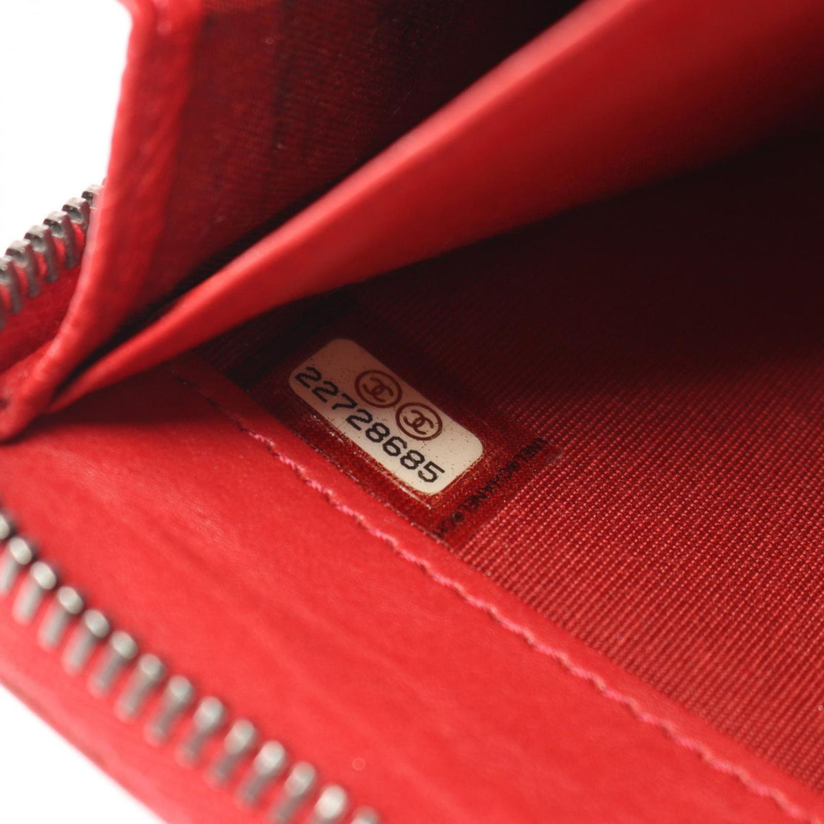 Chanel Round Wallet Boy Antique Silver Red Leather — view 5