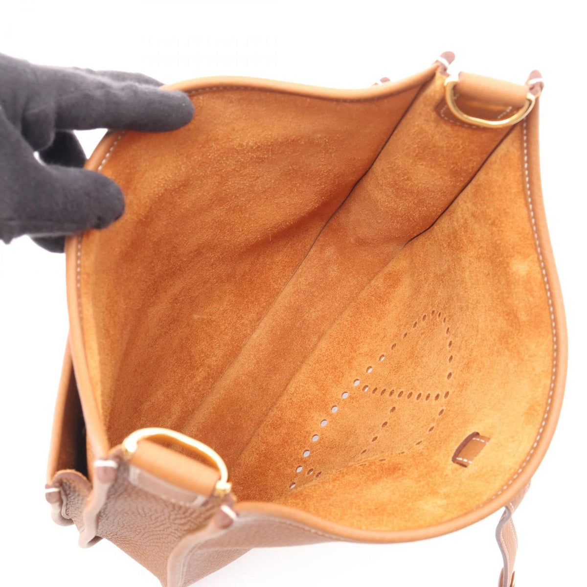 Hermes Shoulder Bag Evelyne 3 Trois PM Gold — view 3