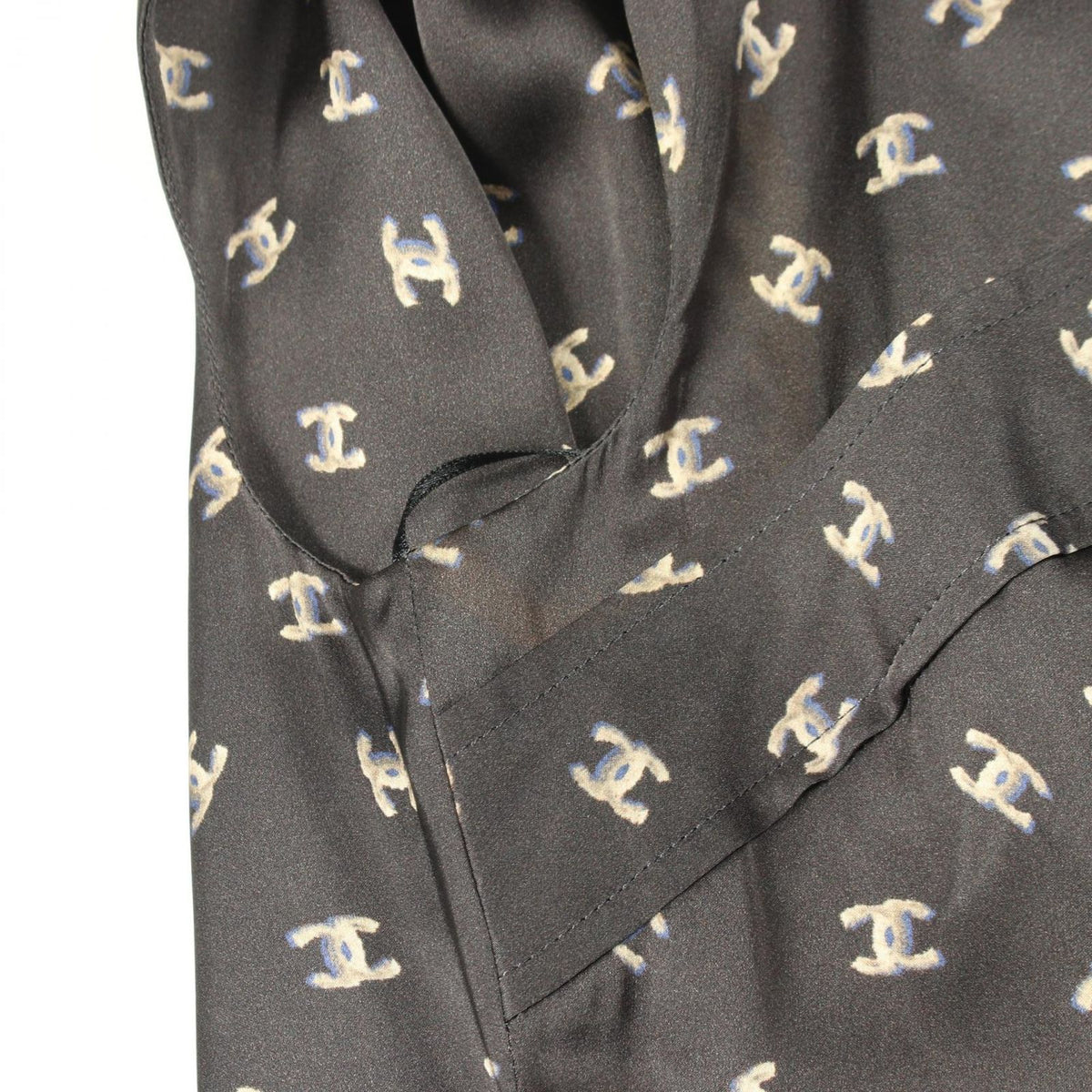 Chanel Dress CC Logo Sleeveless Silk — view 7