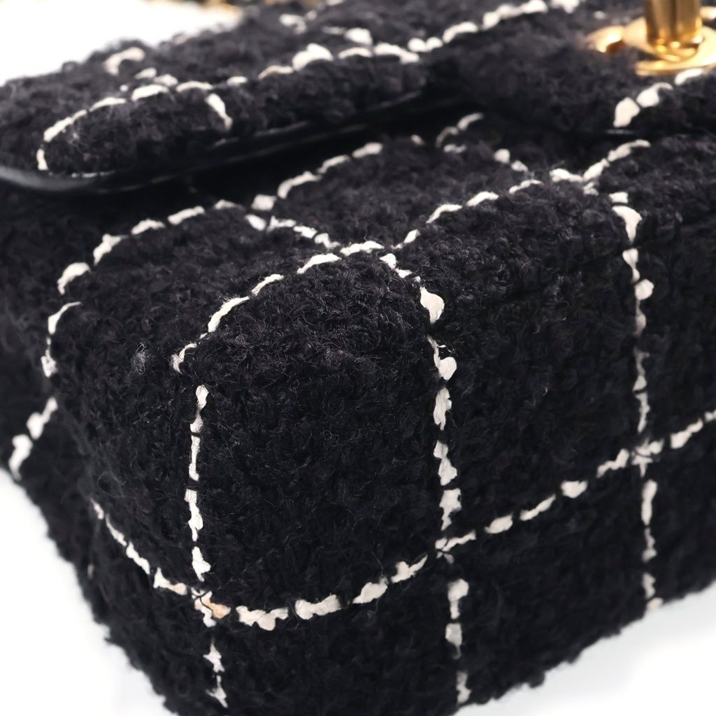 Chanel Mini Quilted 20 Tweed Chain Shoulder Bag Gold Black — view 5