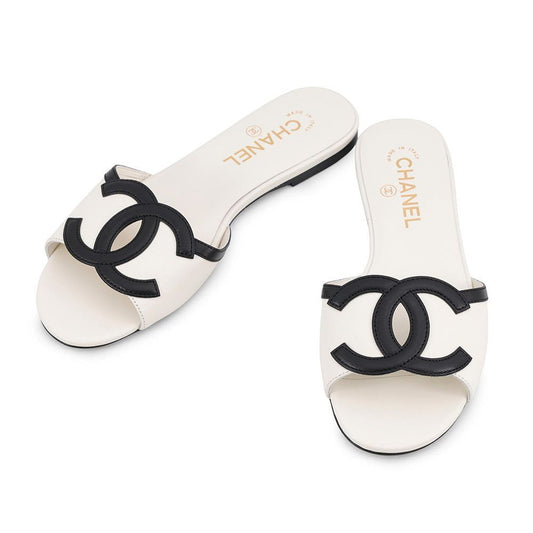 Chanel Sandals CC Logo Mules Lambskin